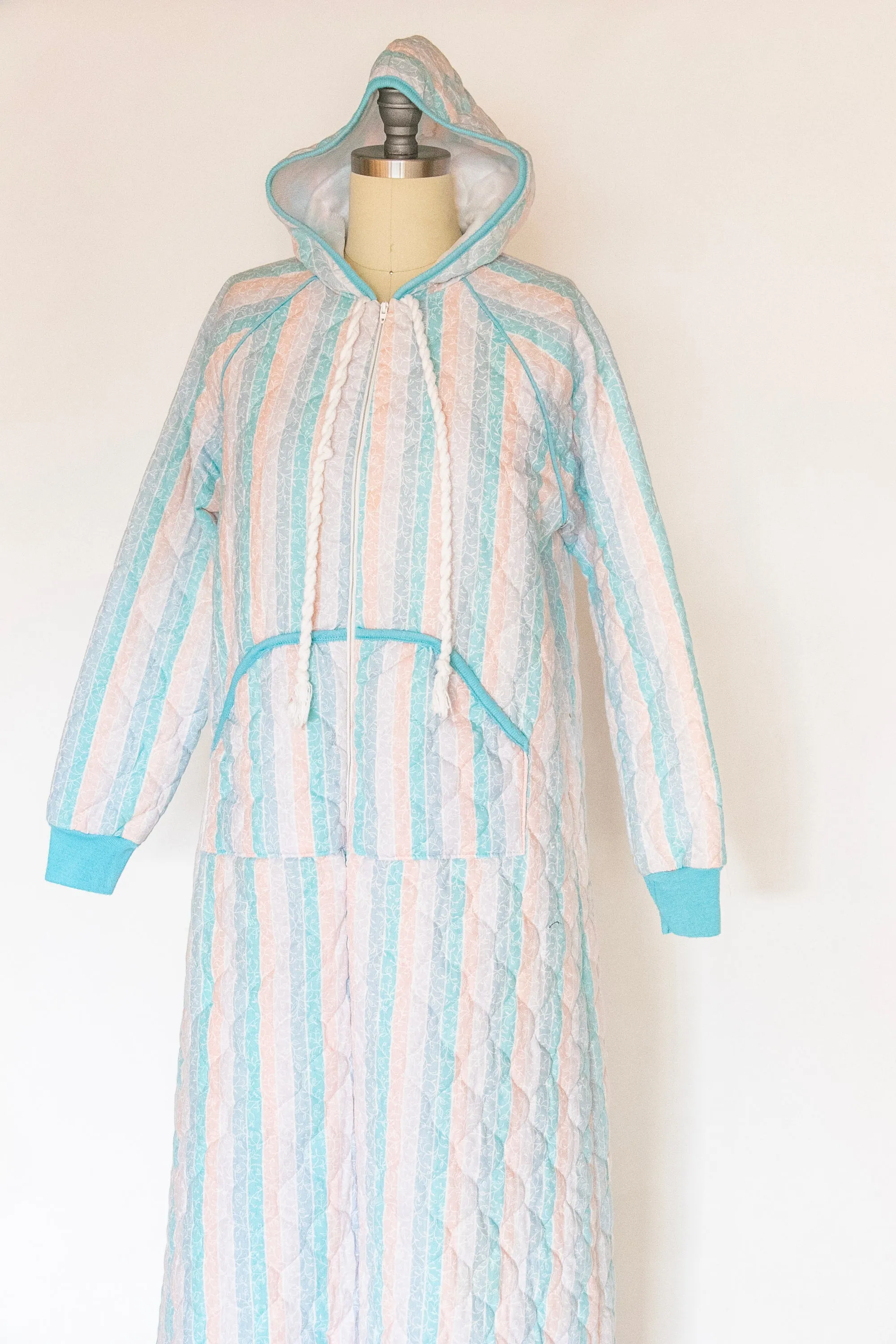 1970s Quilted Robe Loungewear Hooded House Dress M