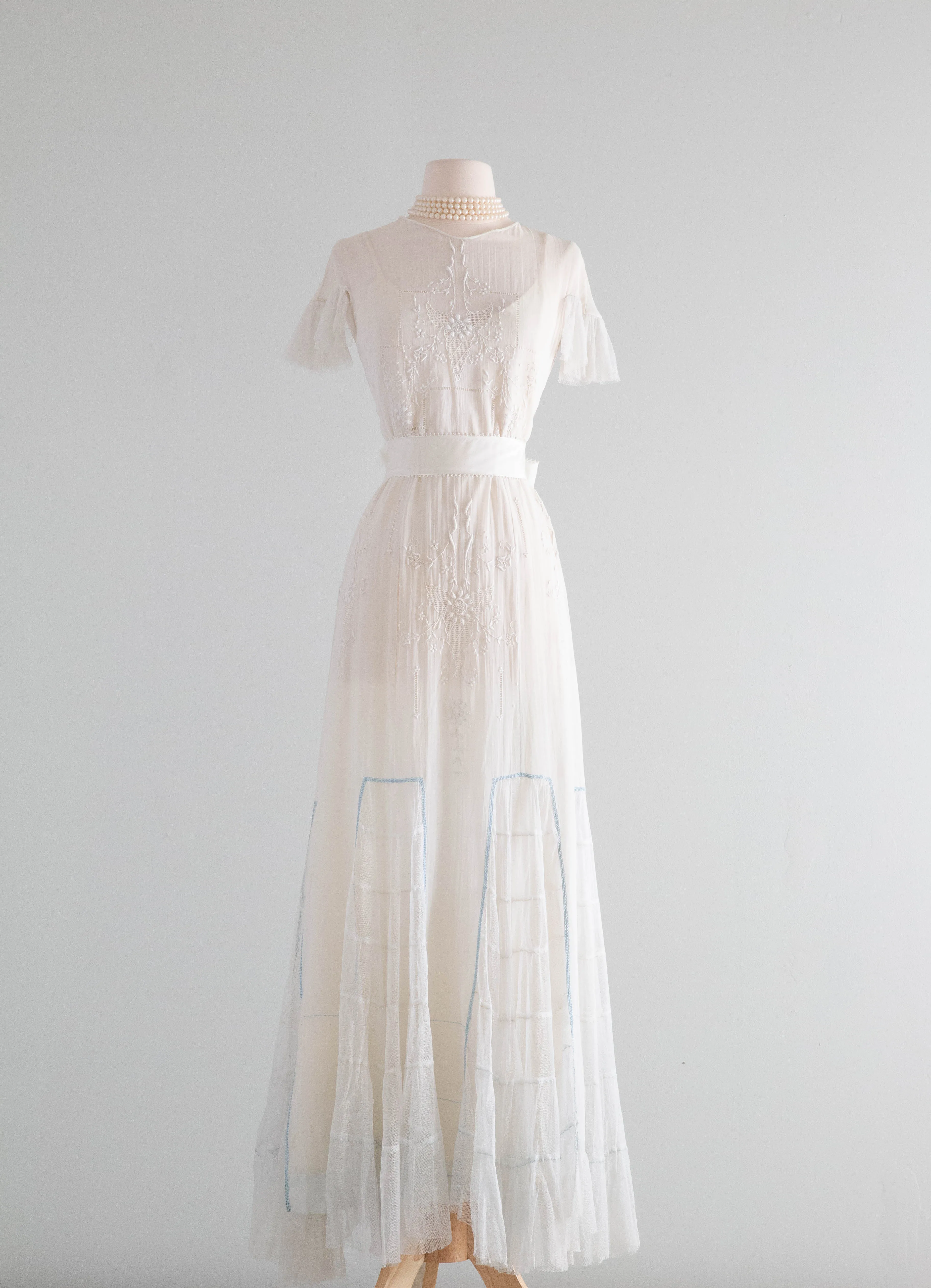 Beautiful Edwardian Embroidered Cotton Lawn Wedding Gown / SM