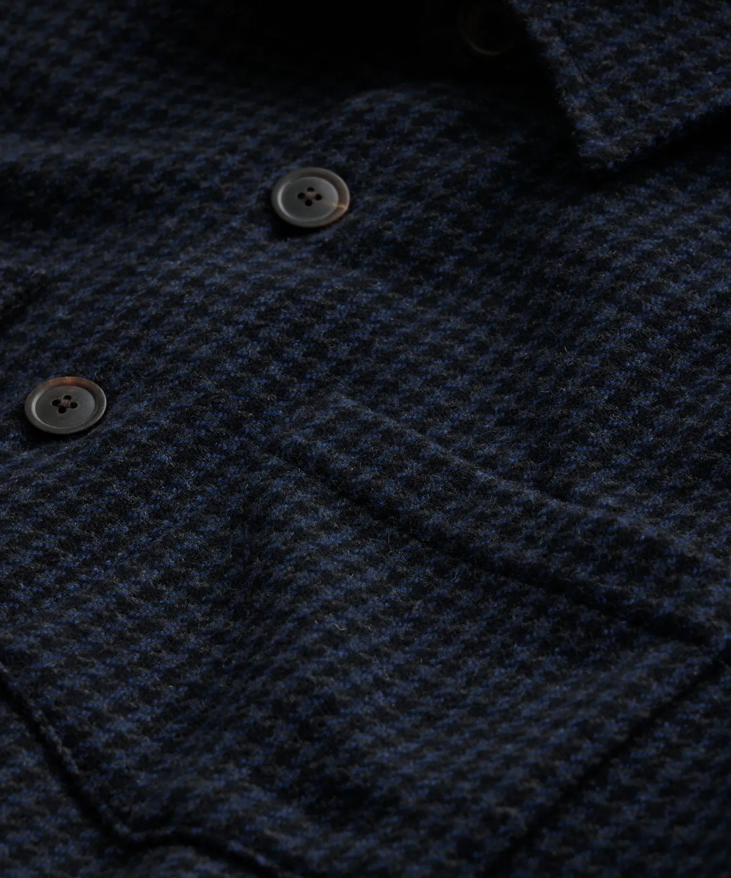 Houndstooth Cashmere Shirt Jacket in Navy