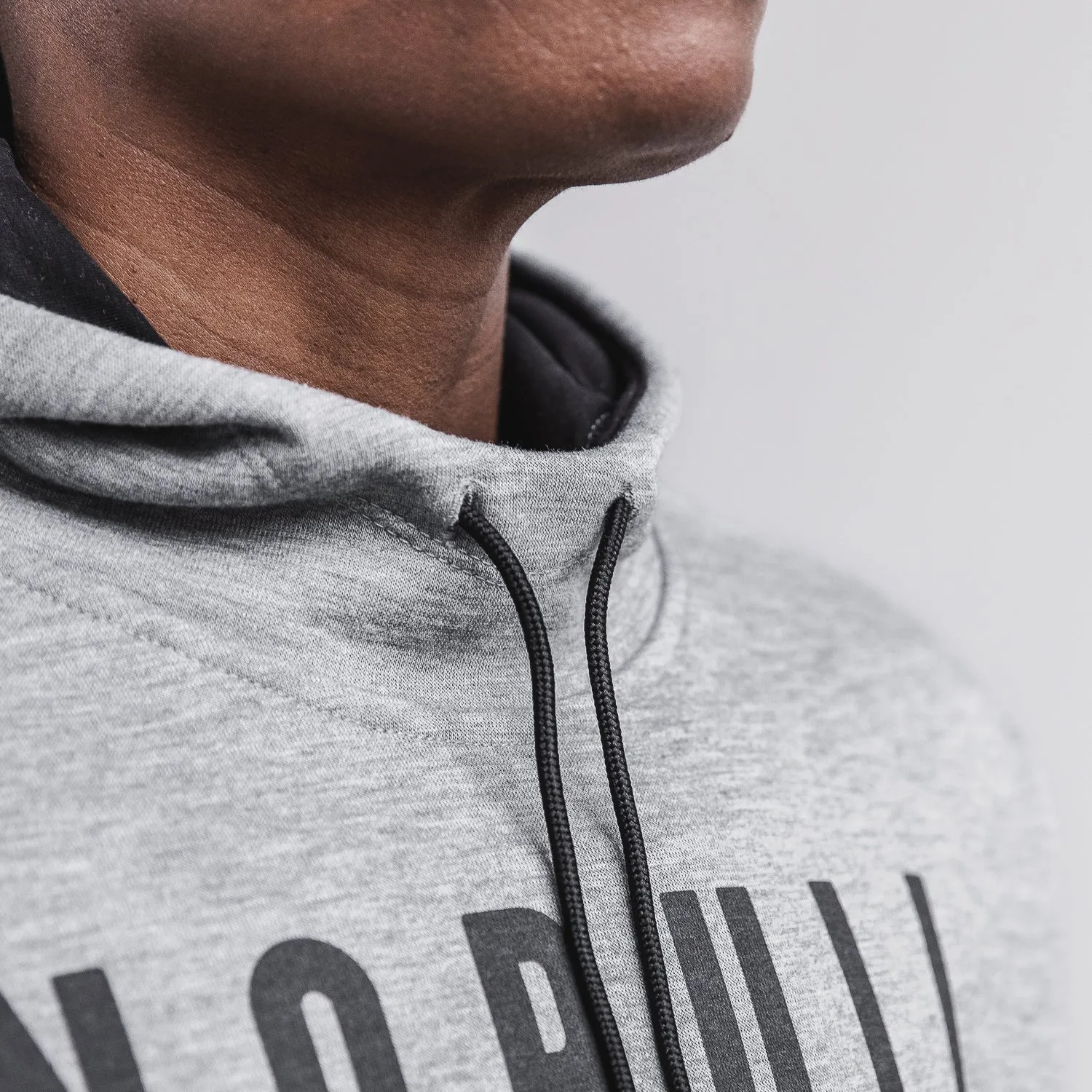 NOBULL - ﻿WOMEN'S NOBULL HOODIE - HEATHER GREY